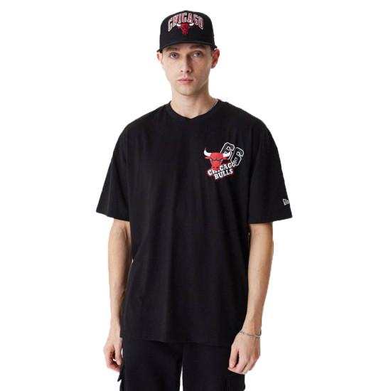 New Era Ανδρική κοντομάνικη μπλούζα Chicago Bulls NBA Arch Wordmark Oversized T-Shirt
